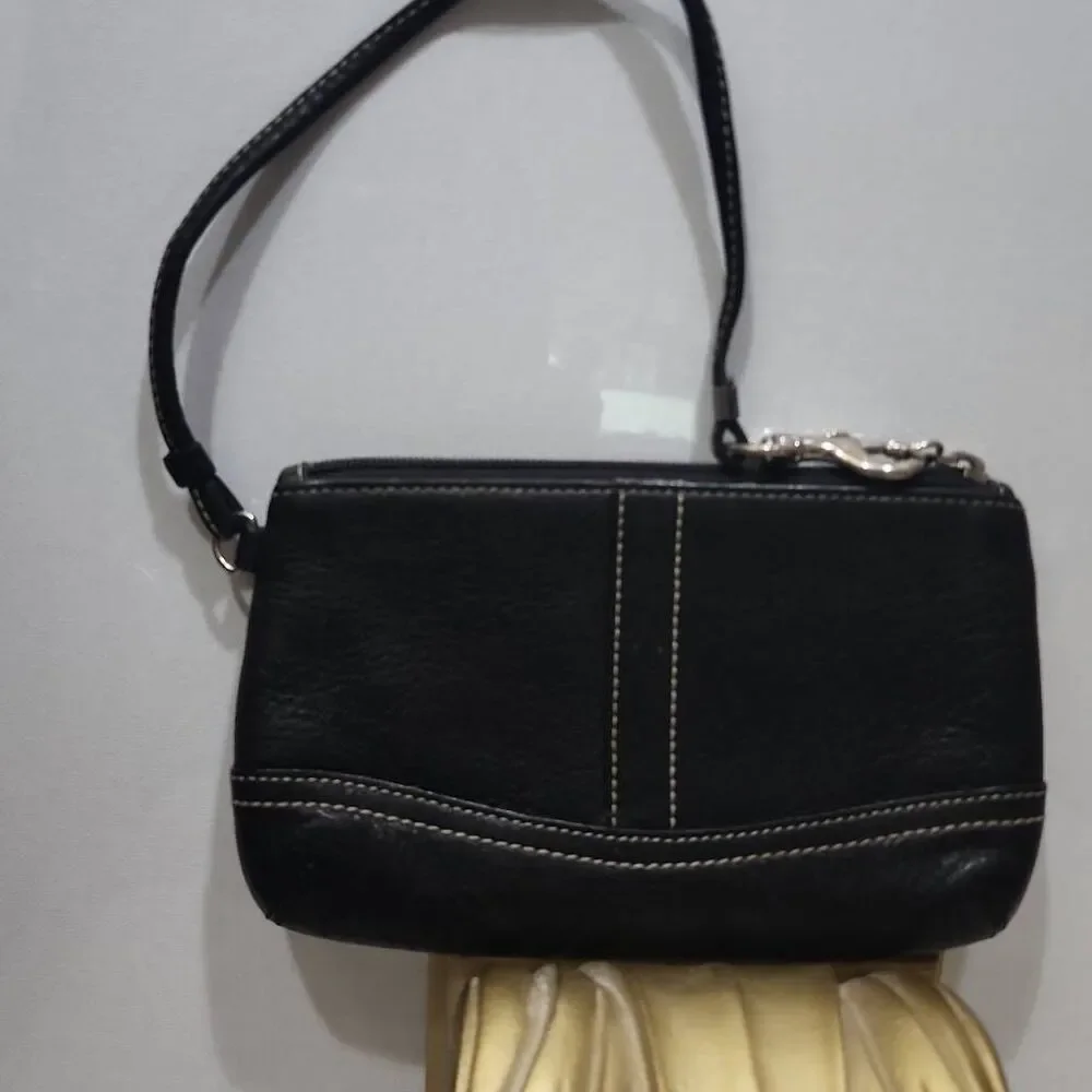 Coach black leather wristlet